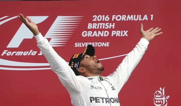 L'esultanza di Hamilton nel 2016!