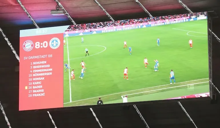 Il tabellone che conferma il clamoroso 8-0