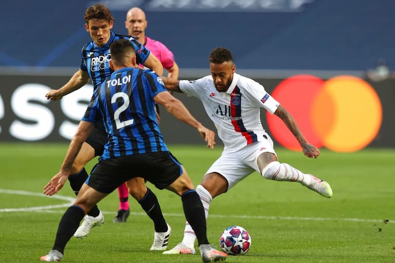 Toloi contro Neymar