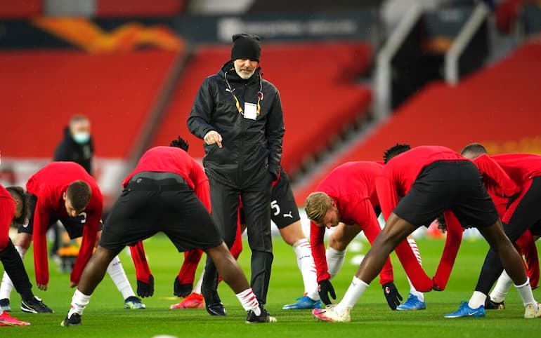 Pioli guida il riscaldamento del Milan!