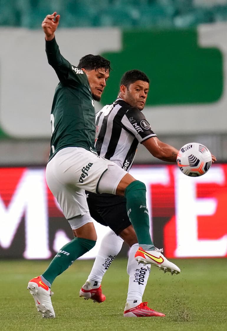 Hulk: che potenza nel piede sinistro!