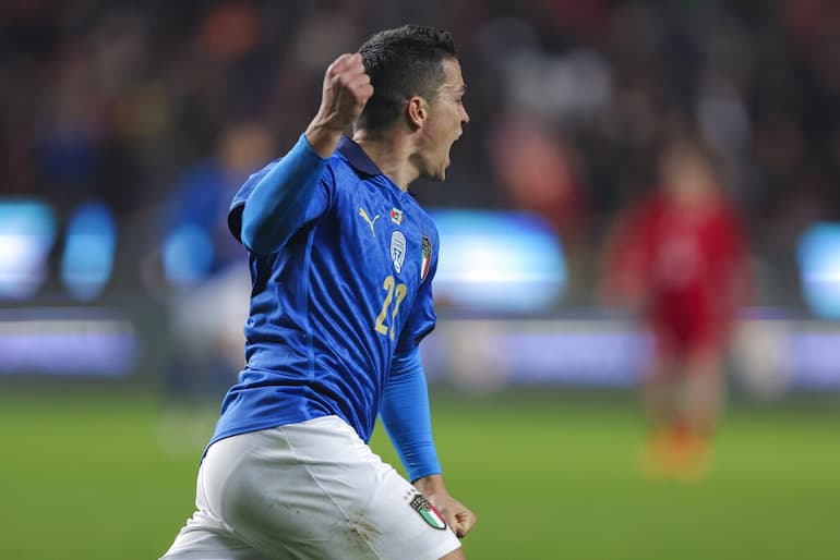 Raspadori esulta dopo un gol alla Turchia!