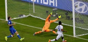 Daniel Sturridge pareggia i conti a Manaus!