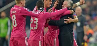 Ancelotti esulta con i ragazzi del Real