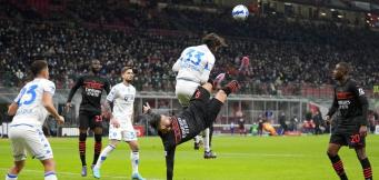 Olivier Giroud in acrobazia!