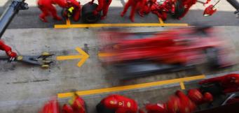 Una foto meravigliosa dei box Ferrari!