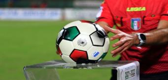 Il pallone Errea della Serie C