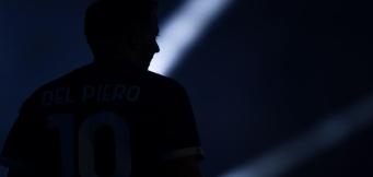 Alex Del Piero in in gioco di luci