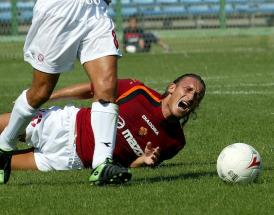 Francesco Totti, in amichevole contro la Lodigiani!