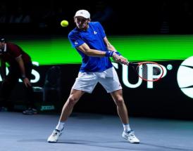 Matteo Arnaldi durante le finali di Davis