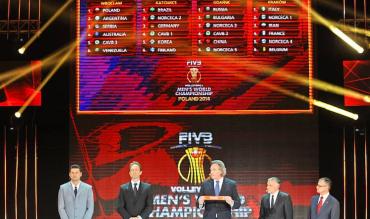Da sinistra, tre leggende della pallavolo: il serbo Vladimir Grbric, il nostro Lorenzo Bernardi ed il polacco Tomasz Wojtowicz!